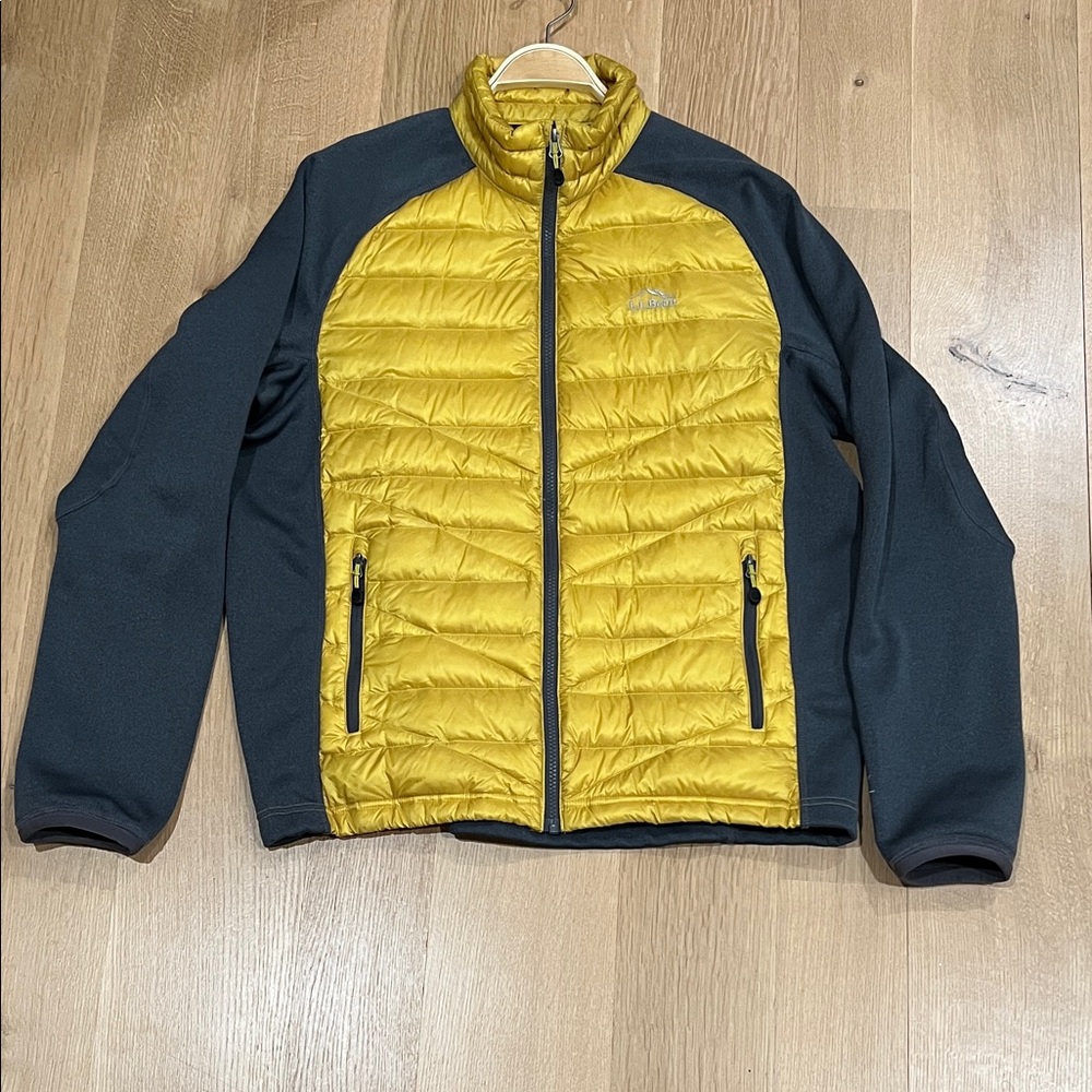 L.L.Bean Goose Down/Fleece performance jacket. Size Men’s Large